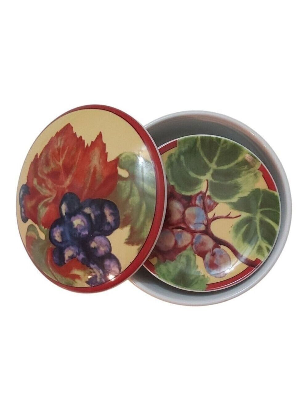 Set of 4 BIA Vendange Saucer Plates with Grape Leaf Motif